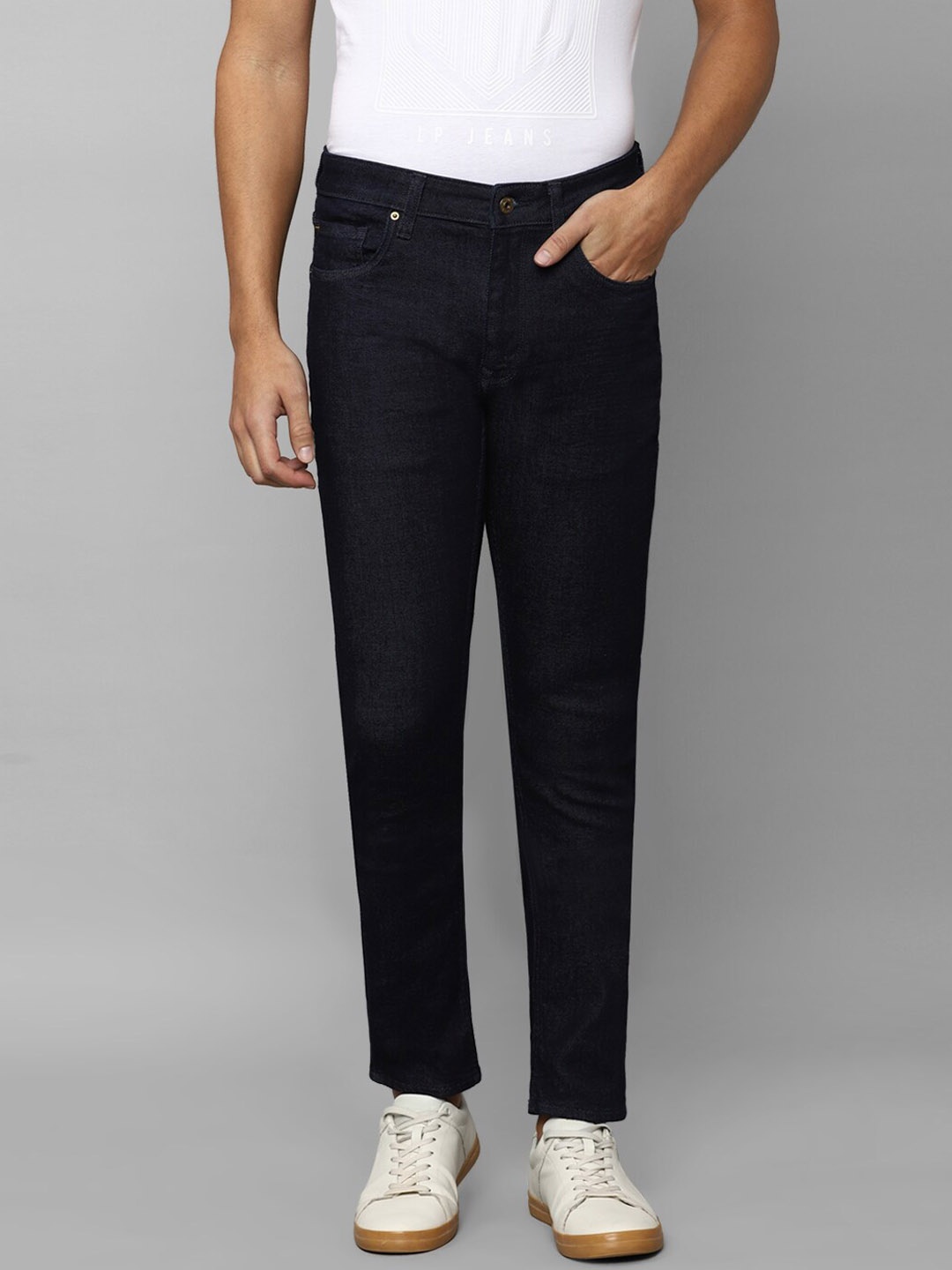 

Louis Philippe Jeans Men Navy Blue Cotton Slim Fit Jeans