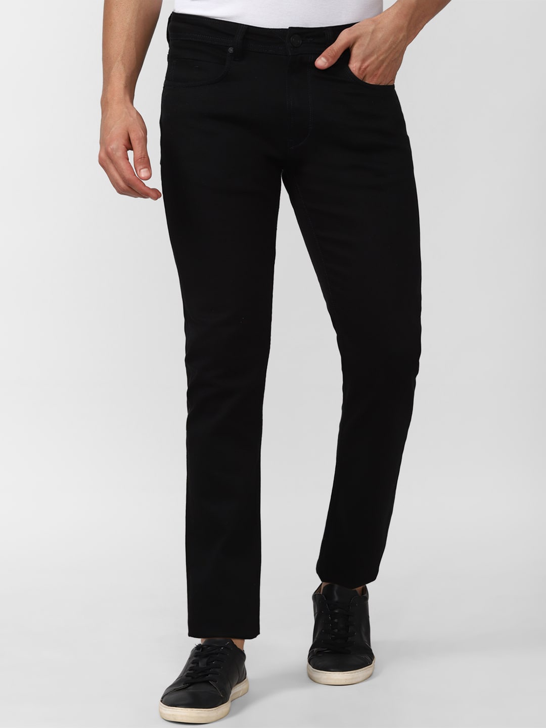 

Peter England Casuals Men Black Slim Fit Jeans