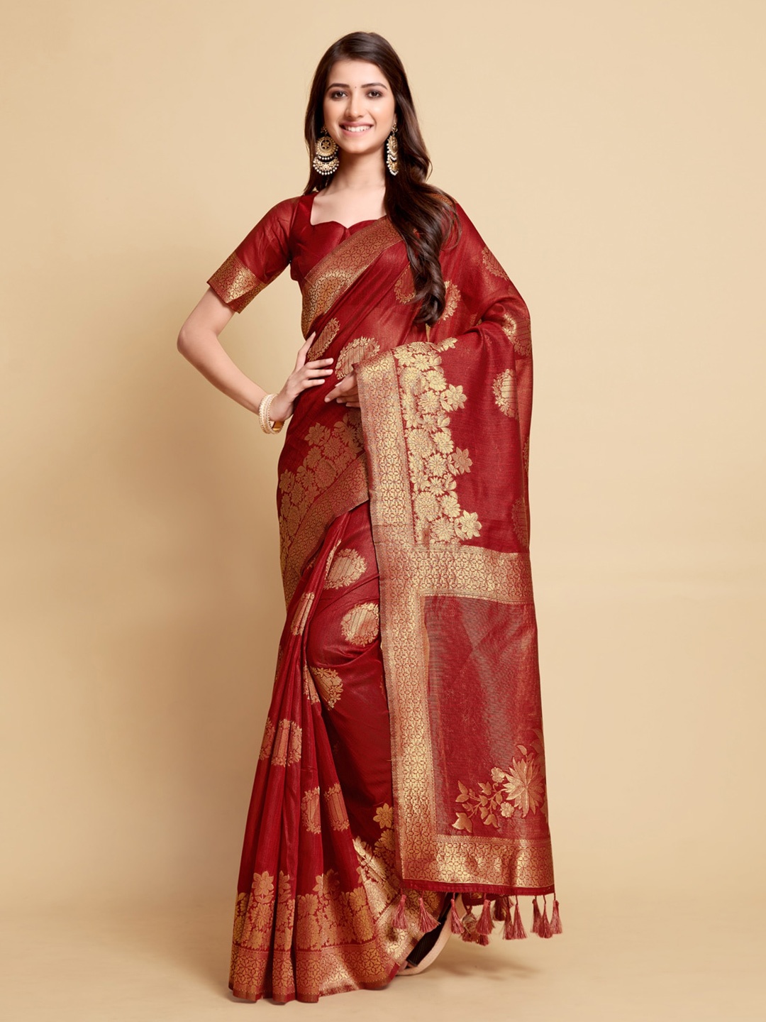 

GAJARAI Red & Gold-Toned Woven Design Zari Linen Blend Kanjeevaram Saree