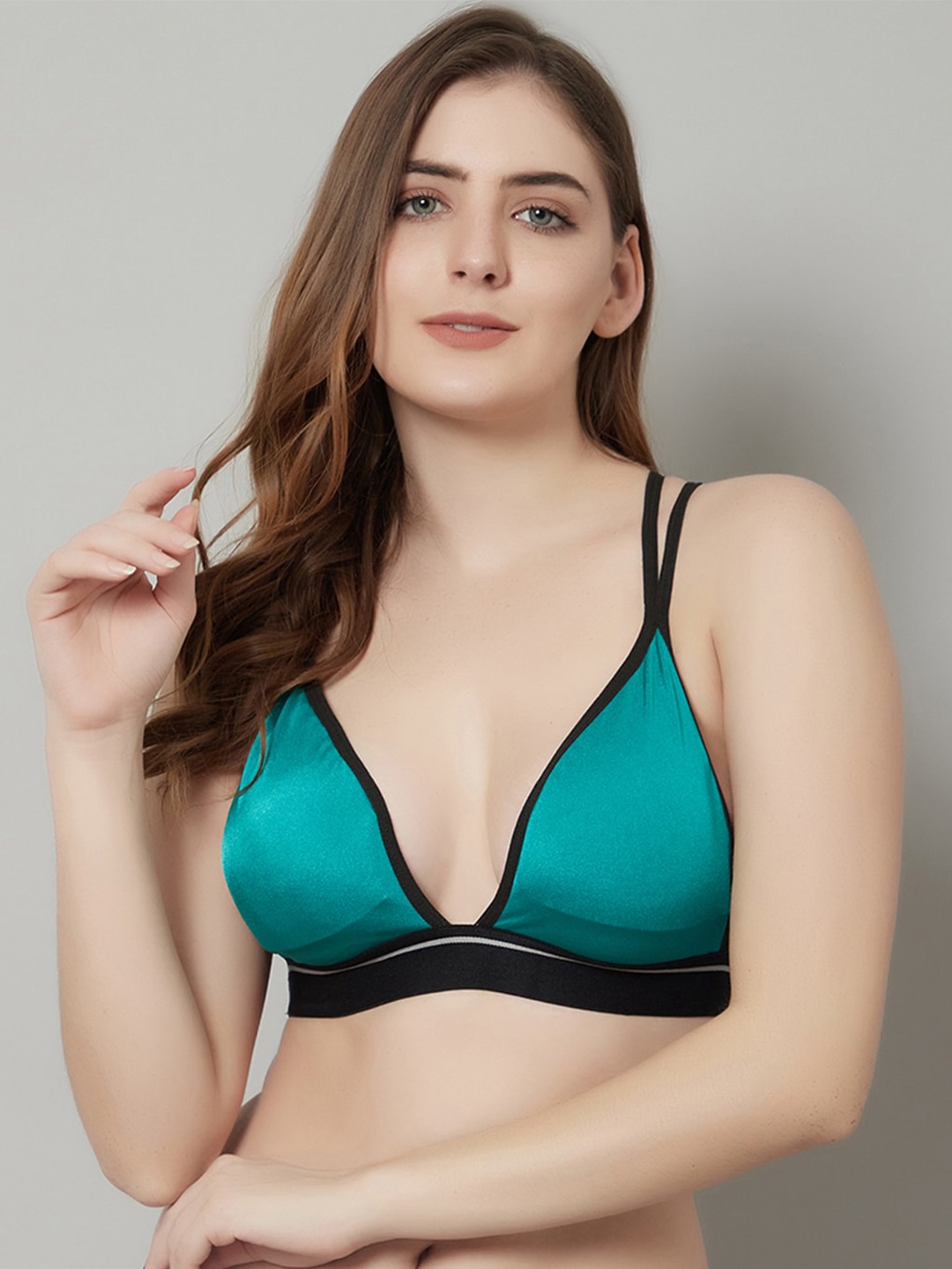 

PrettyCat Green & Black Non Wired Lightly Padded Bra