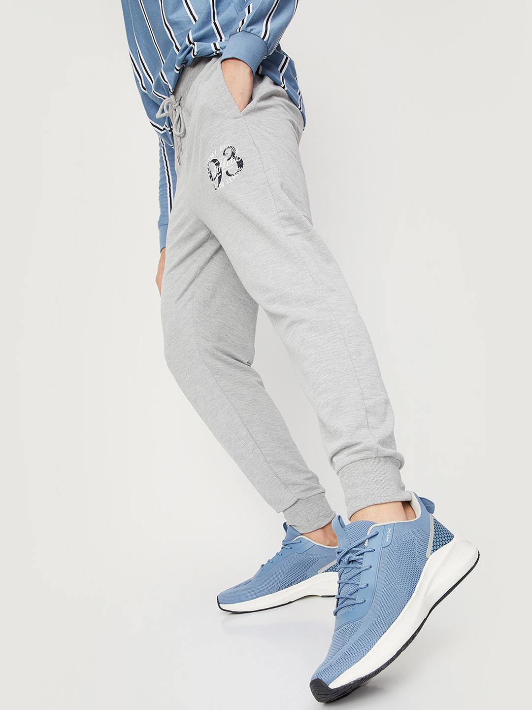 

max Men Grey Melange Printed Cotton Joggers