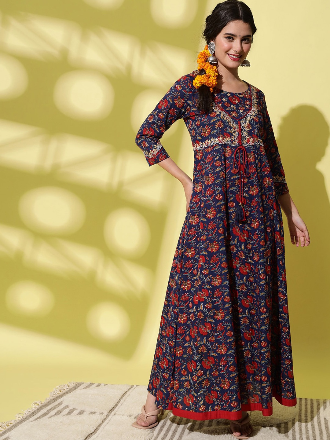 

Meeranshi Blue Floral Ethnic Maxi Dress