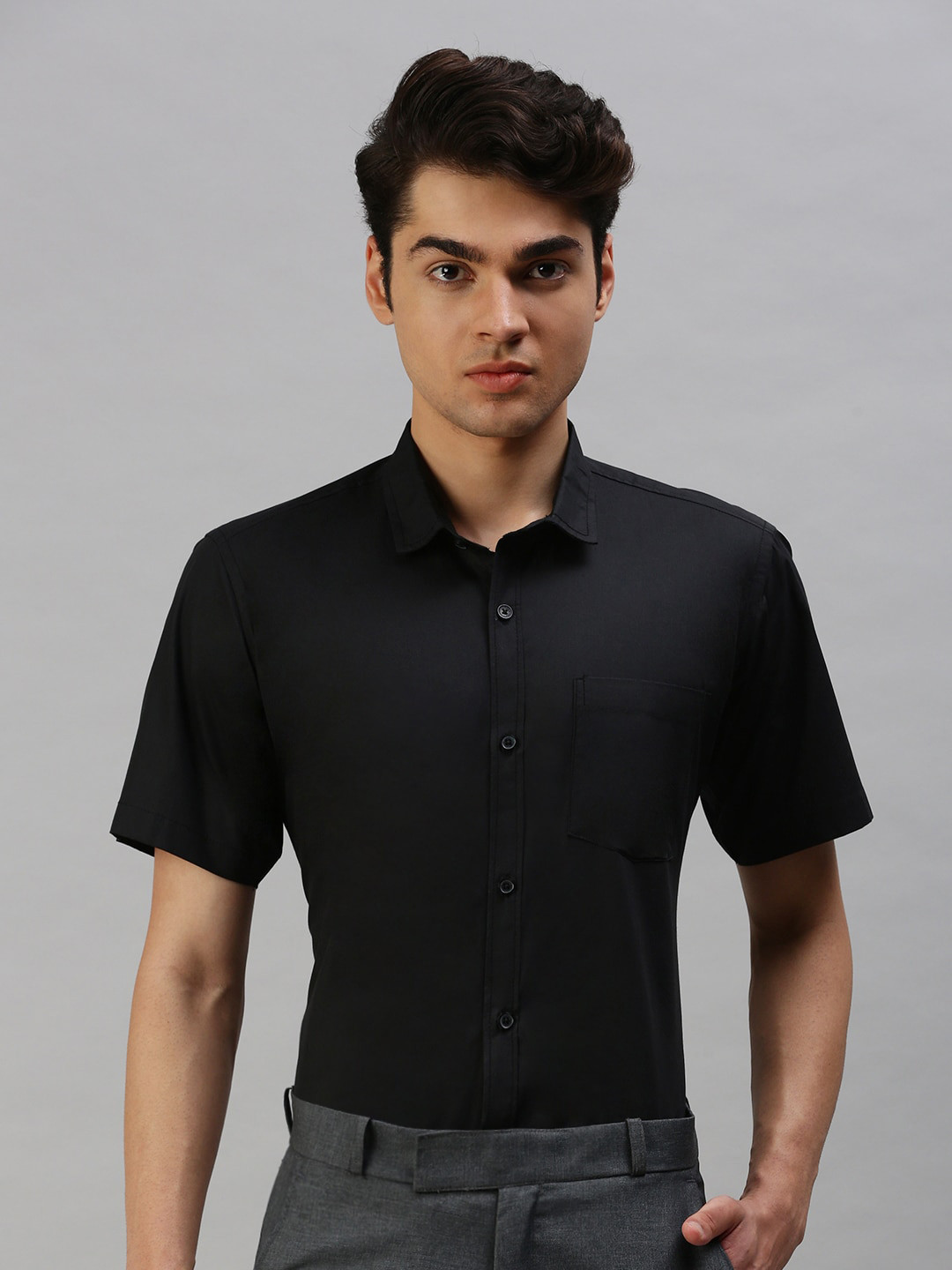 

Cross Court Men Black Pure Cotton Casual Shirt