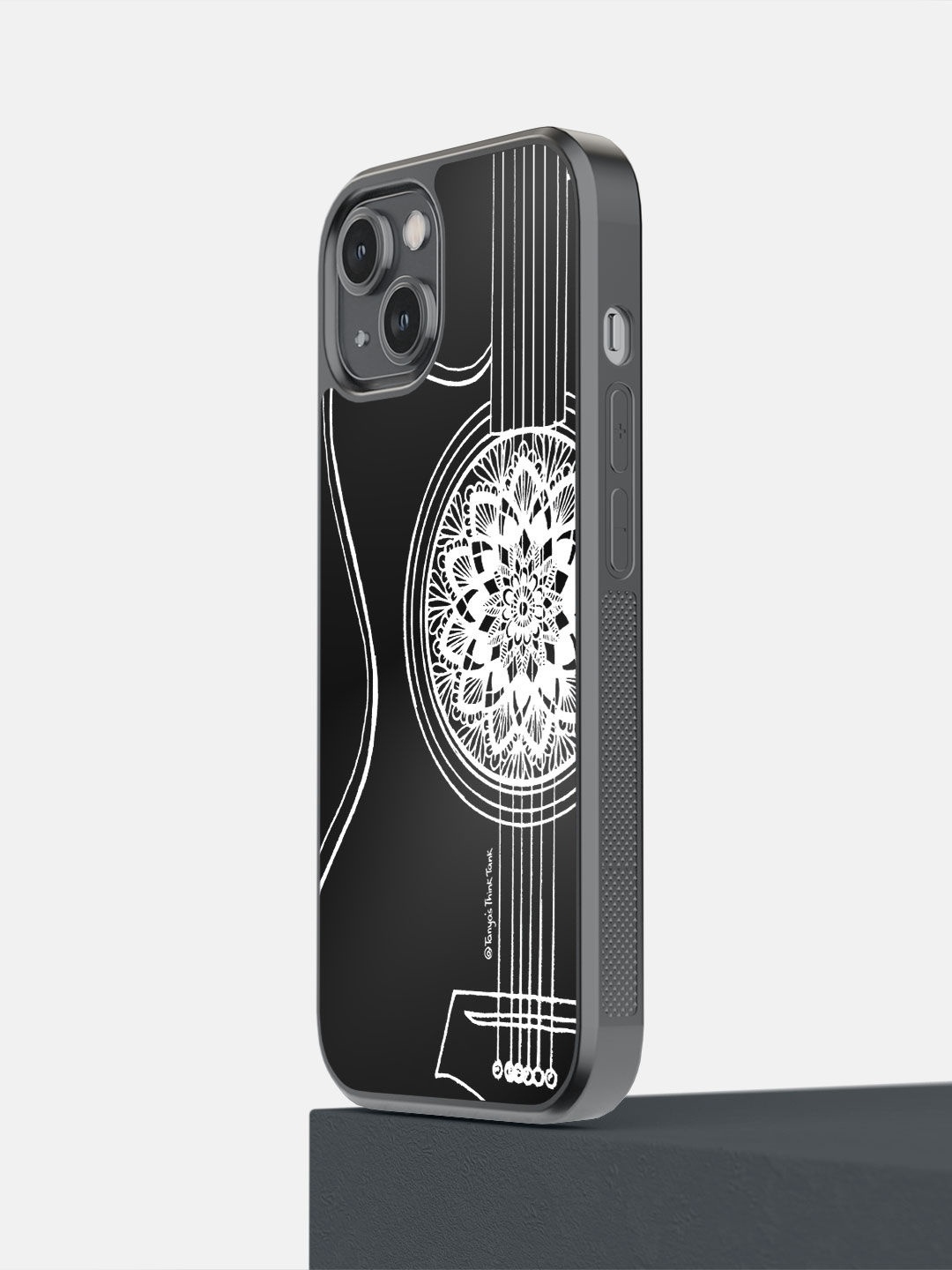 

macmerise Black & White Guitar Printed Polycarbonate iPhone 14 Phone Back Case
