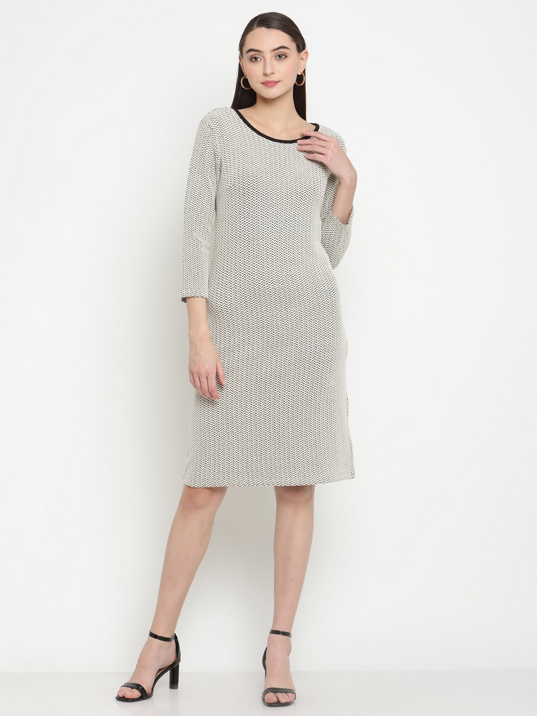 

Be Indi Off White & Black Micro Pattern Sheath Dress