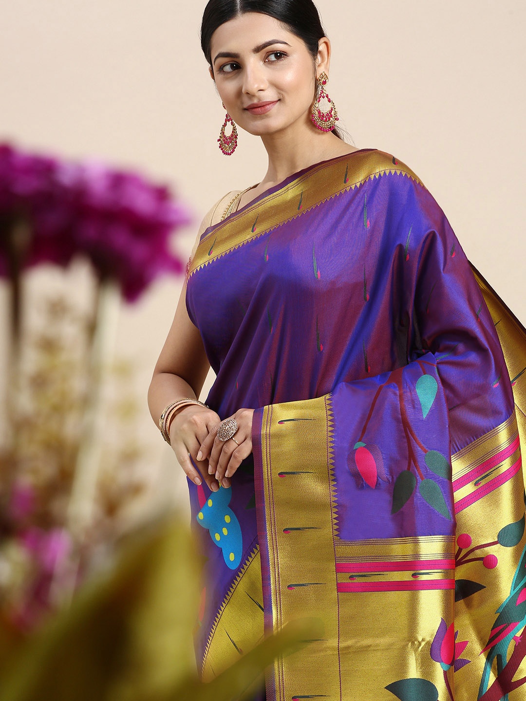 

Royal Rajgharana Saree Floral Zari Silk Blend Paithani Saree, Violet