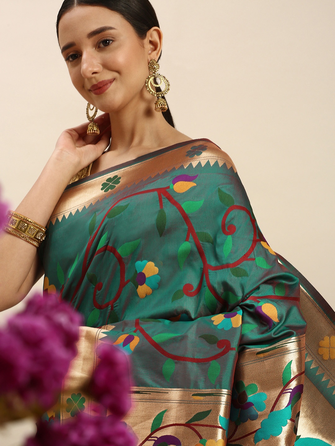 

Royal Rajgharana Saree Floral Zari Silk Blend Paithani Saree, Teal