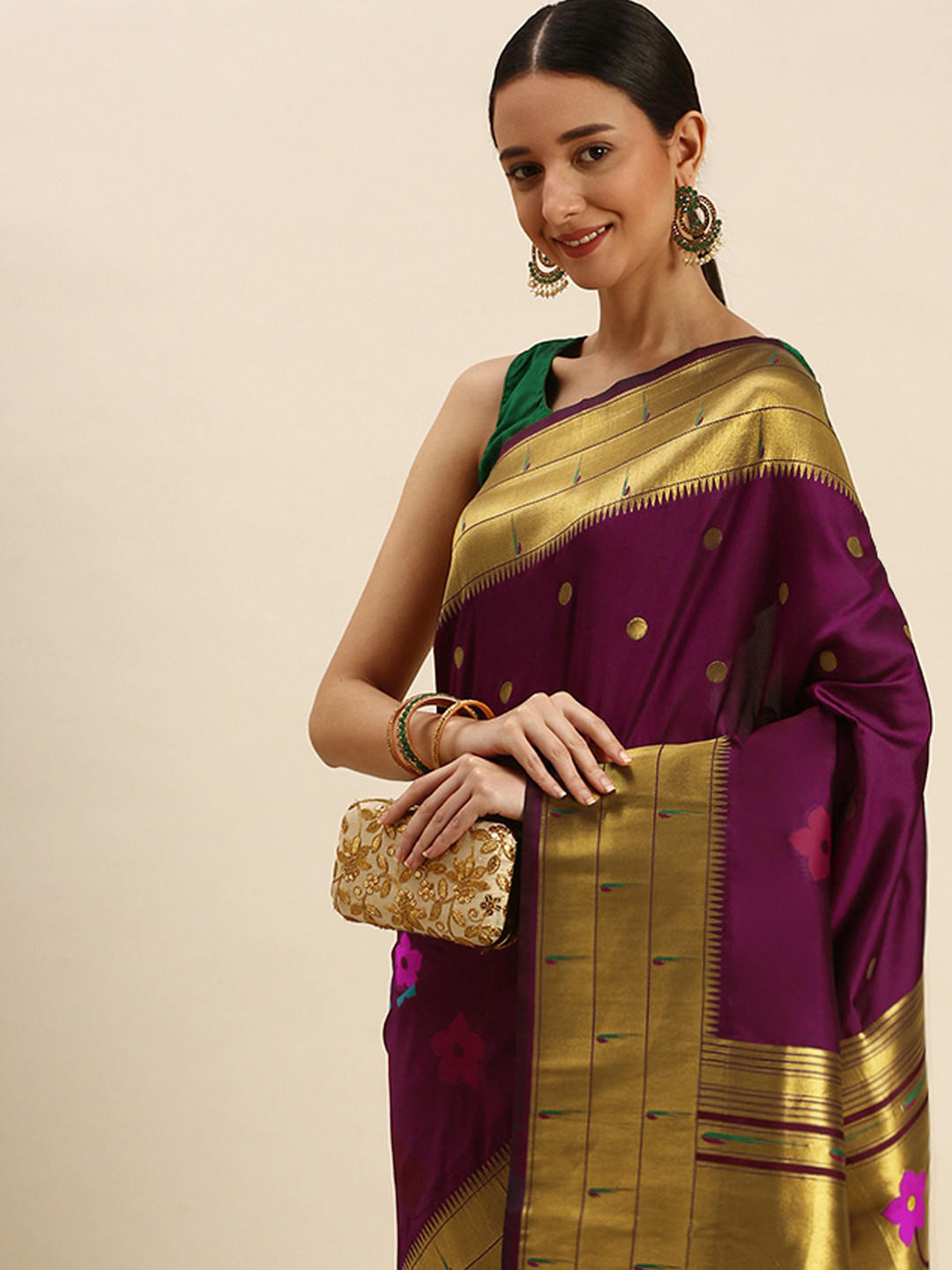 

Royal Rajgharana Saree Floral Zari Silk Blend Paithani Saree, Magenta