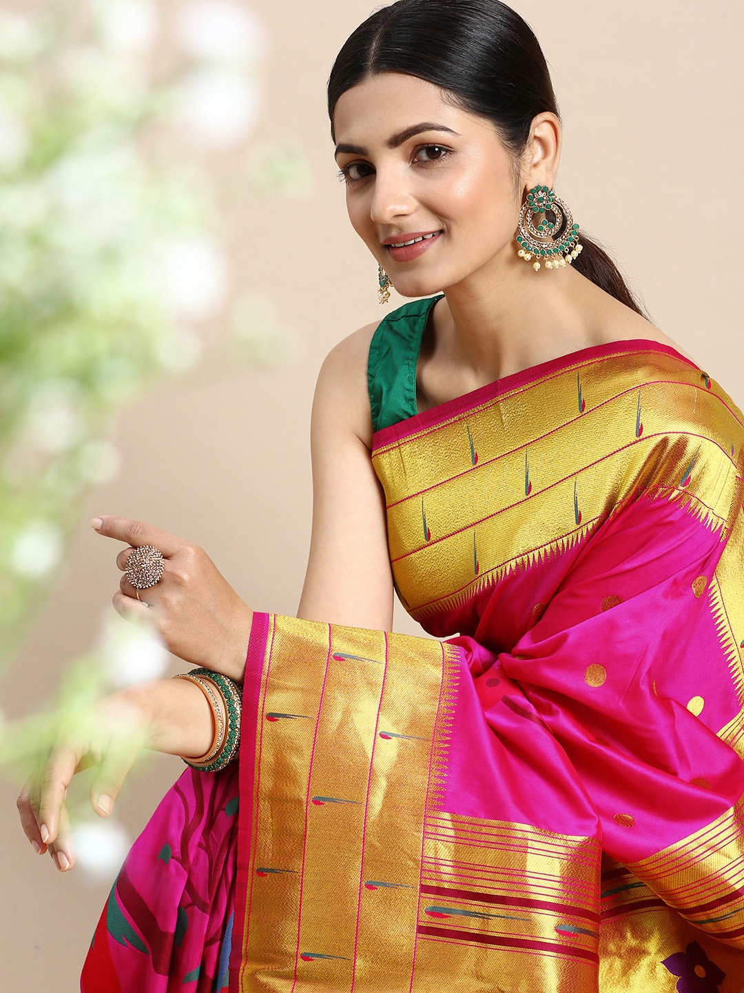 

Royal Rajgharana Saree Floral Zari Silk Blend Paithani Saree, Pink