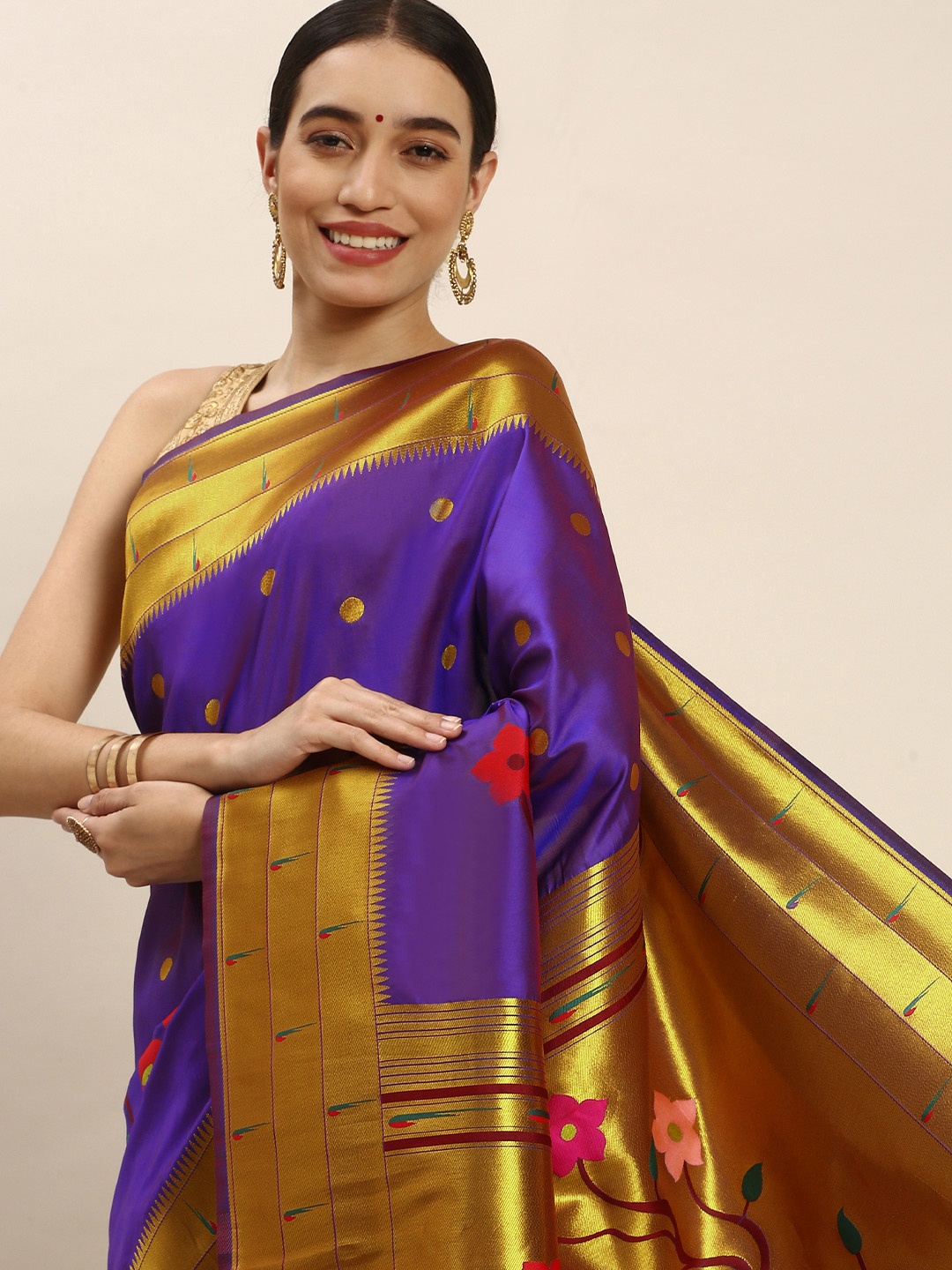 

Royal Rajgharana Saree Floral Zari Silk Blend Paithani Saree, Purple