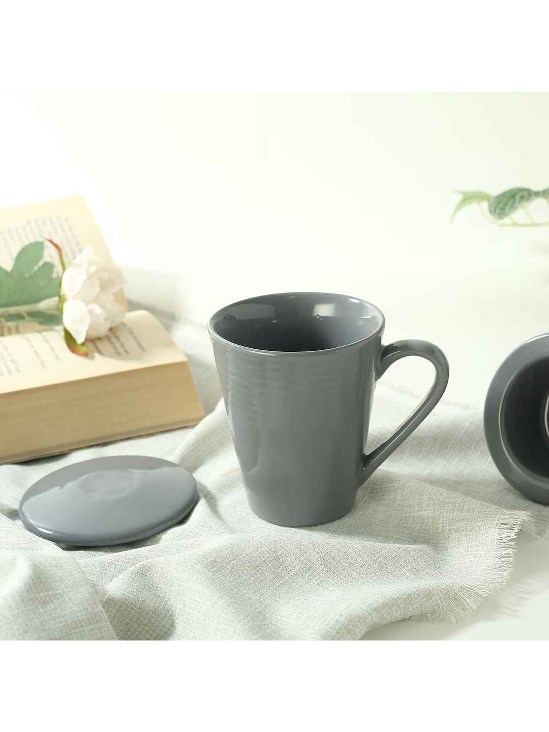 

Wonderchef Teramo Grey Solid Stoneware Glossy Tea Infuser Mug