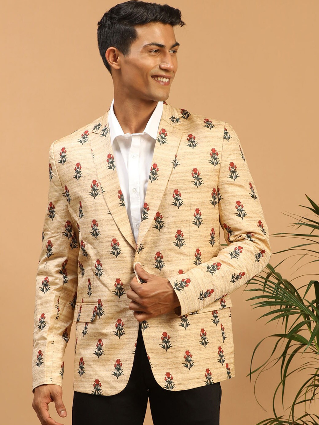 

VASTRAMAY Men Beige & Red Floral Printed Single-Breasted Blazer