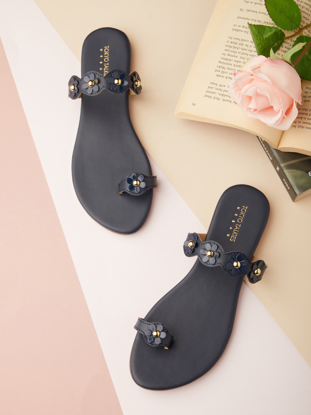 

Tokyo Talkies Women Navy Blue One Toe Flats