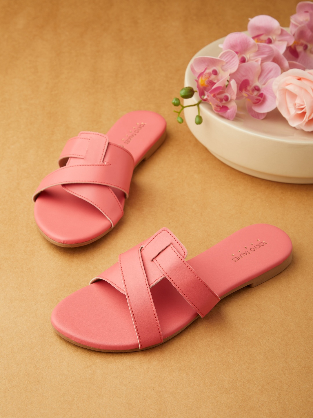

Tokyo Talkies Women Coral Open Toe Flats
