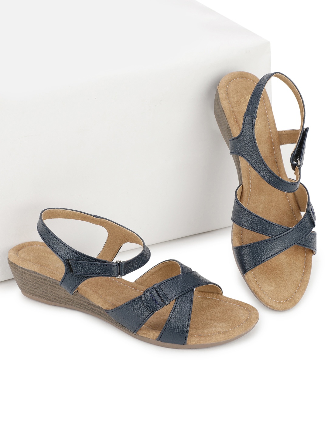 

FOOTONS Blue & Beige Textured Leather Comfort Heels