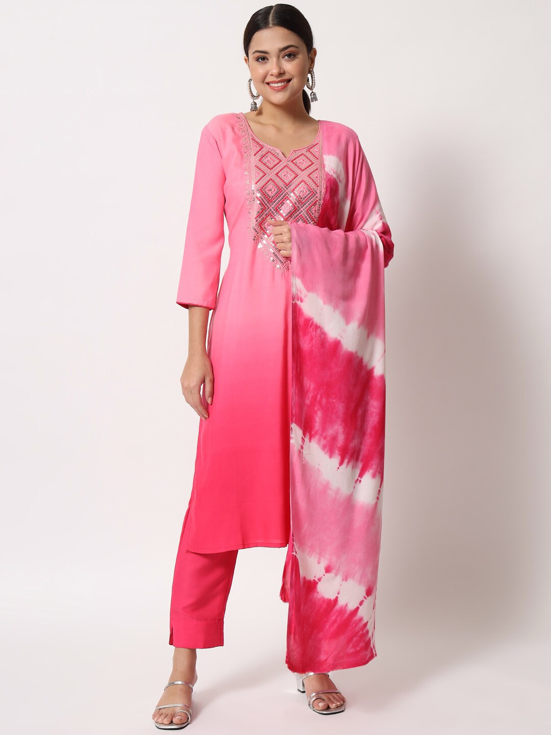 

VAANI CREATION Magenta Yoke Design Sequinned Kurta with Trousers & With Dupatta