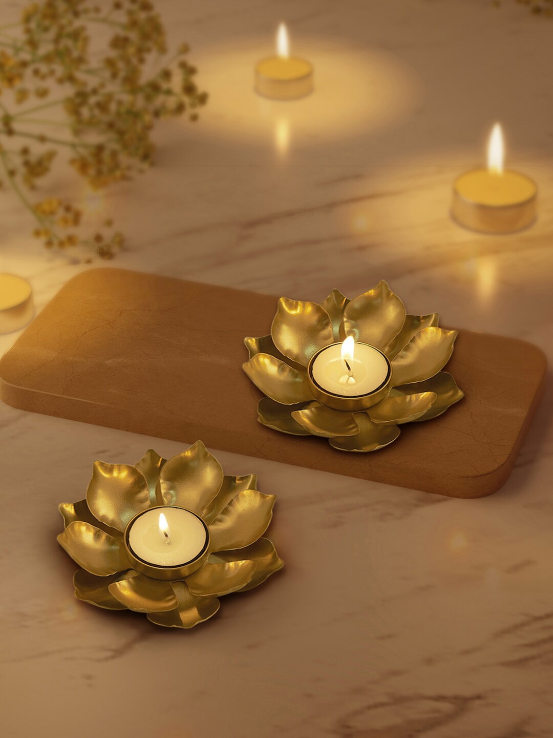 

Living scapes by Pantaloons Gold Solid Metal Candle Holder