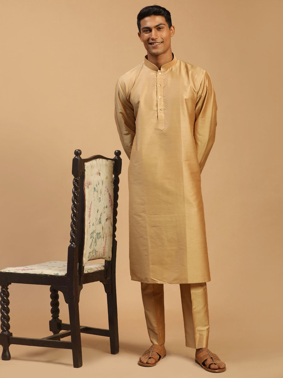 

VASTRAMAY Men Rose Gold Kurta with Pyjamas