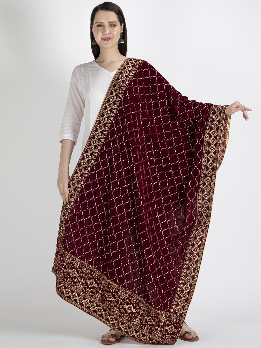 

Moda Chales Women Maroon Embroidered Pure Velvet Shawl