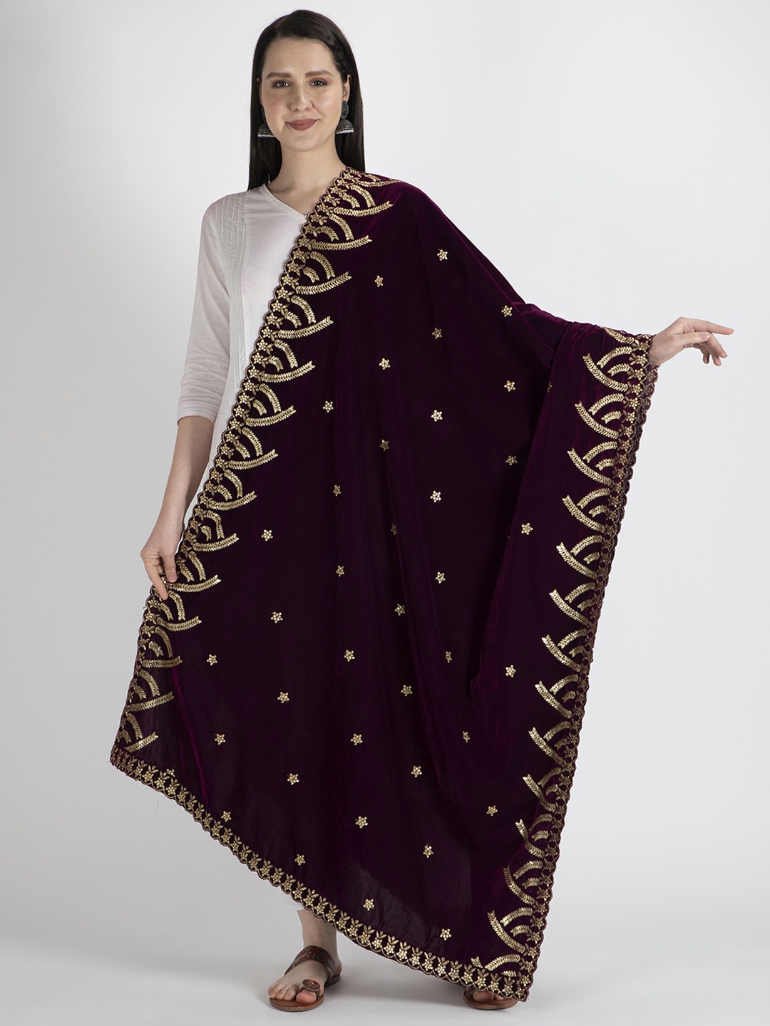 

Moda Chales Women Burgundy Embroidered Velvet Shawl