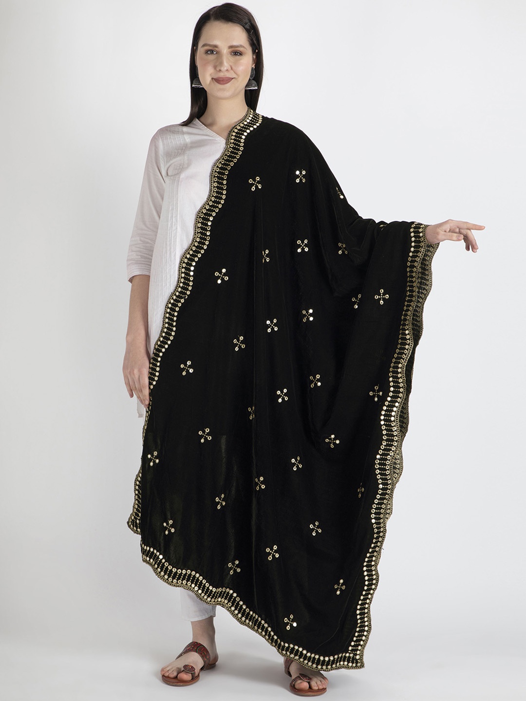 

Moda Chales Women Black & Gold-Toned Embroidered Velvet Shawl
