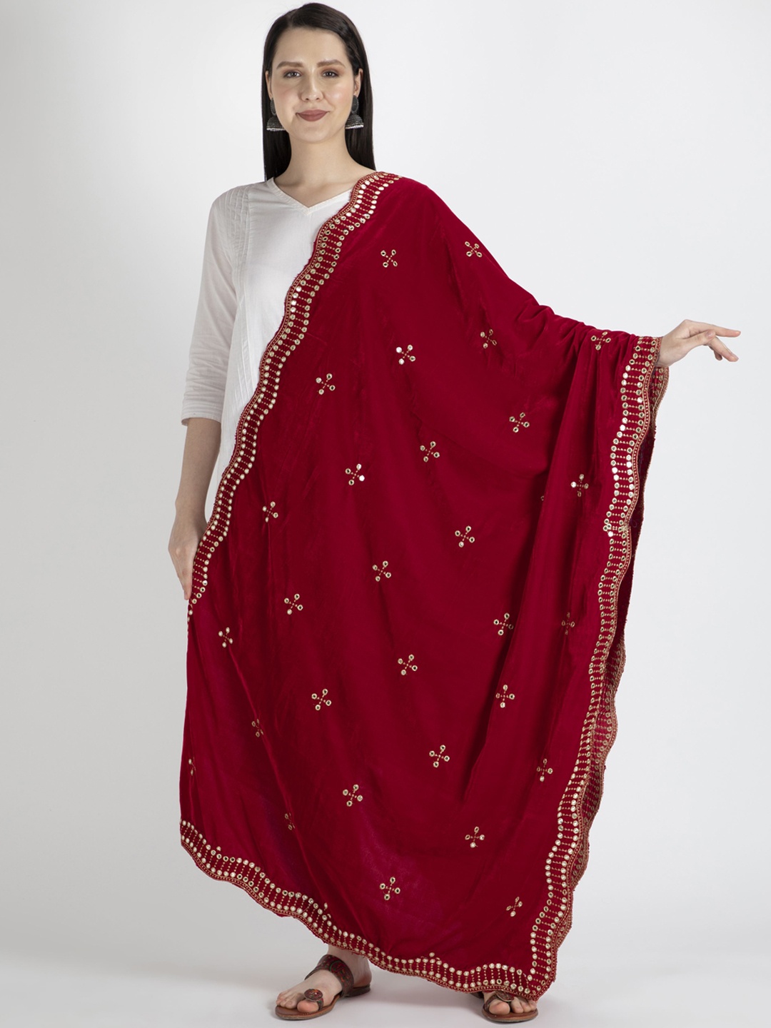 

Moda Chales Women Red & Gold-Toned Embroidered Velvet Shawl