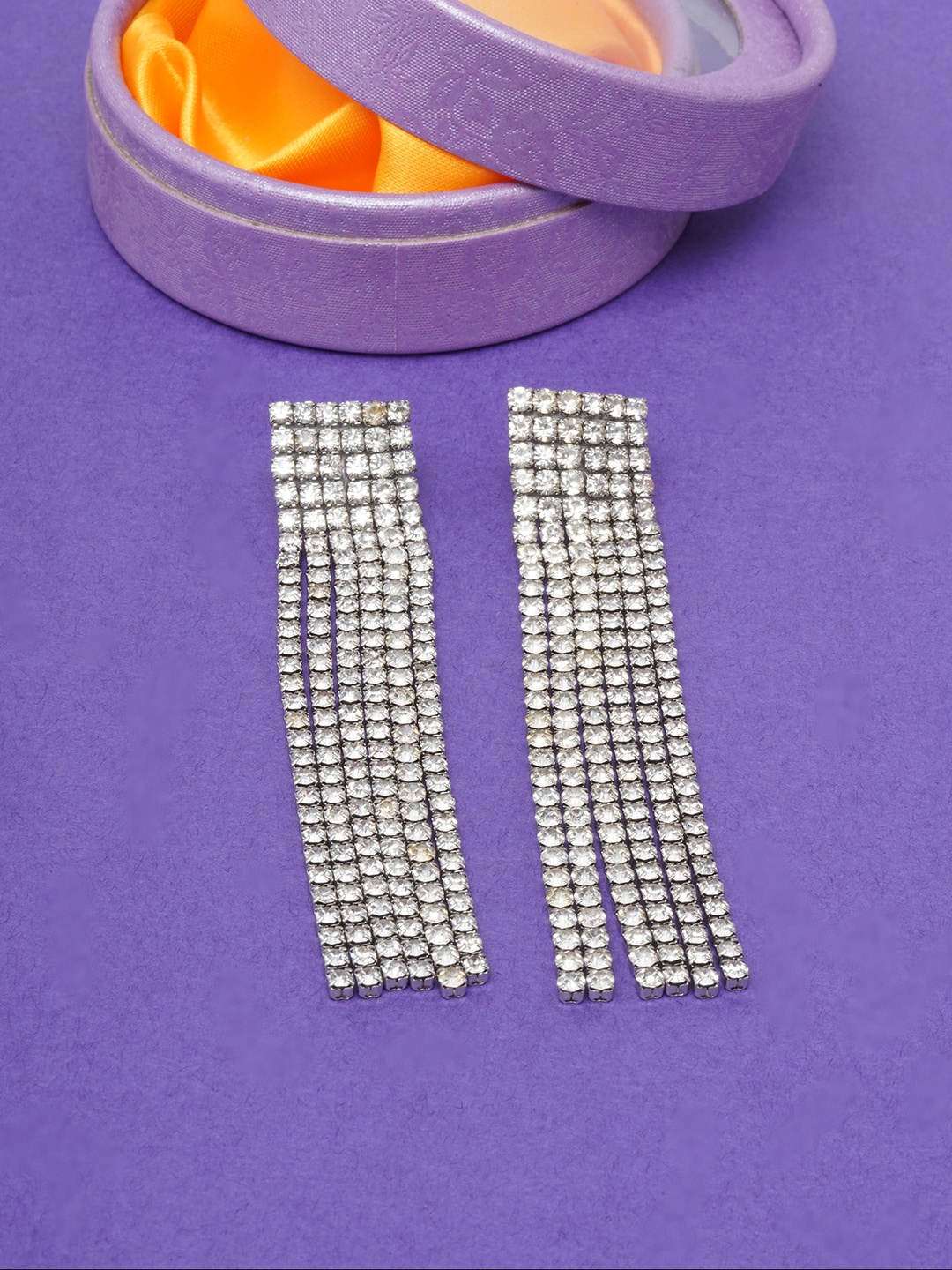 

DIVA WALK Silver-Toned Contemporary Drop Earrings
