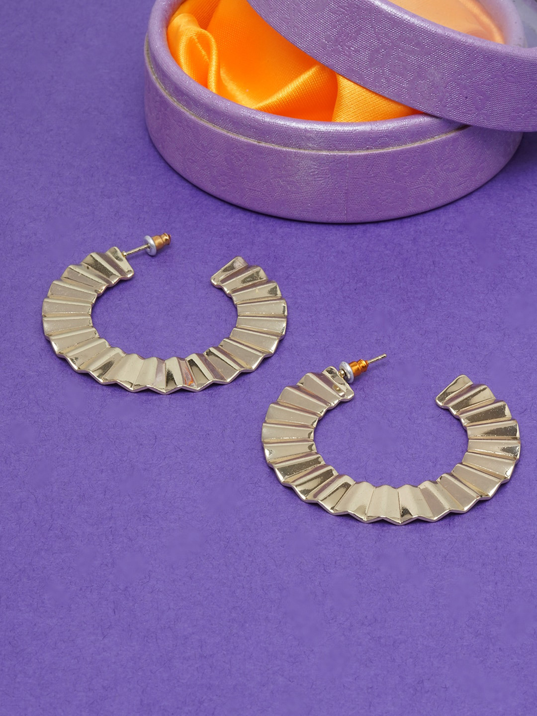 

DIVA WALK Gold-Toned Contemporary Half Hoop Earrings