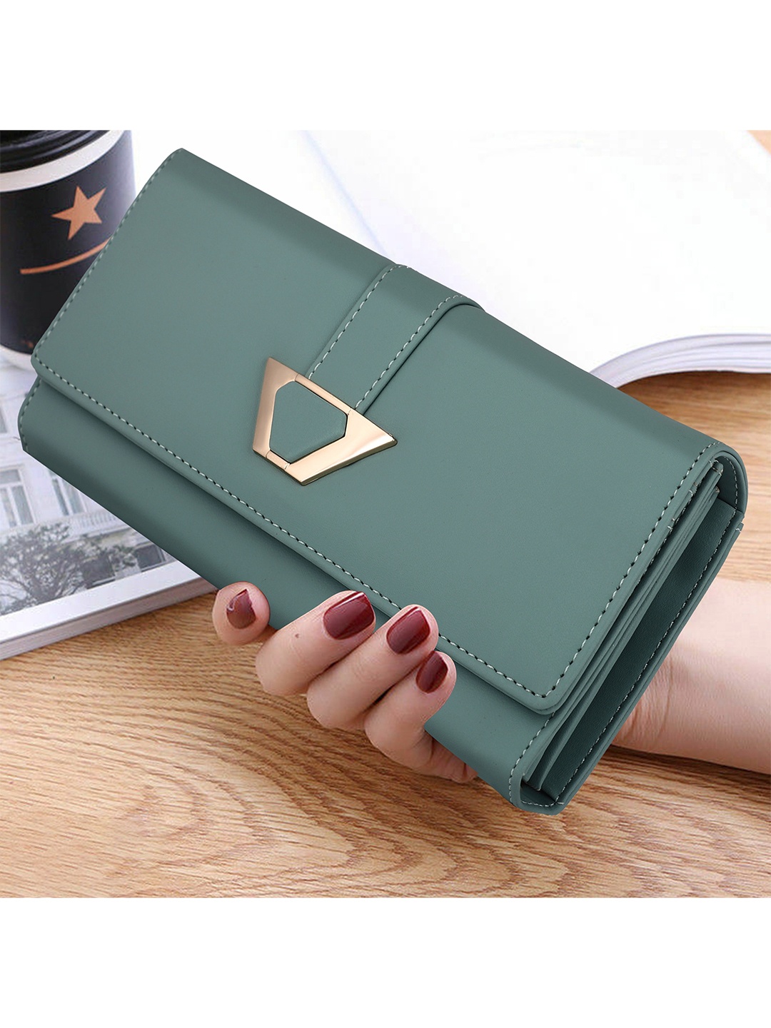 

YESSBENZA Women Green Solid Synthetic Leather Envelope Clutch