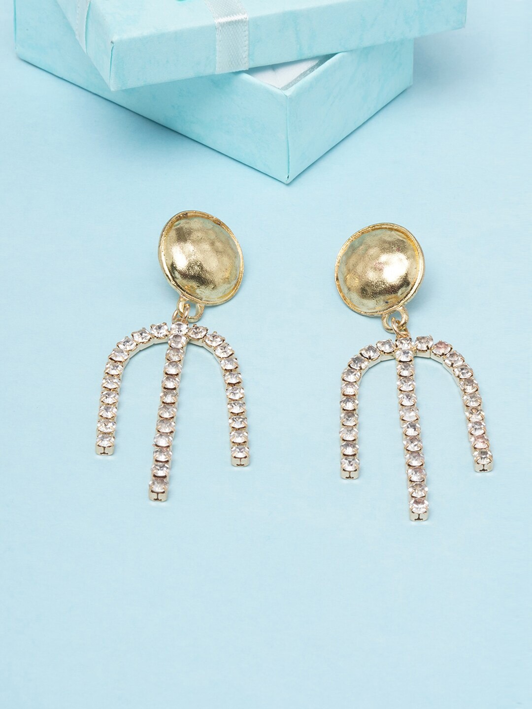

DressBerry Gold-Plated Geometric Ear Cuff Earrings