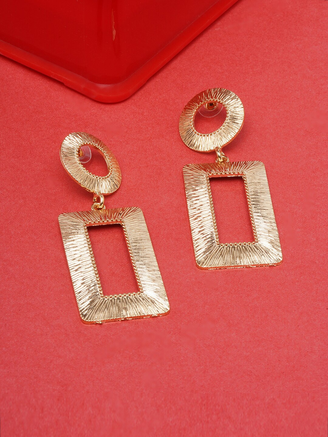 

DressBerry Gold-Plated Geometric Studs Earrings