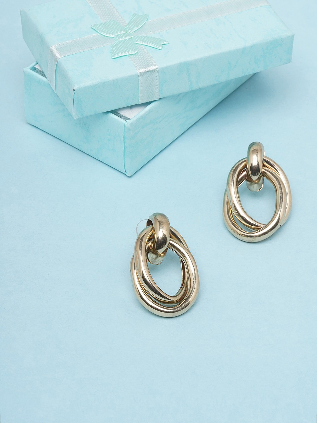 

DressBerry Gold-Plated Circular Studs Earrings