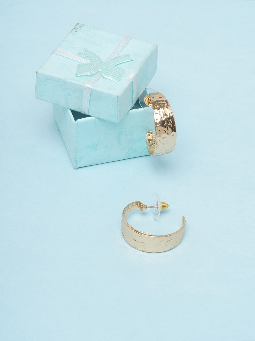 

DressBerry Gold-Plated Circular Half Hoop Earrings