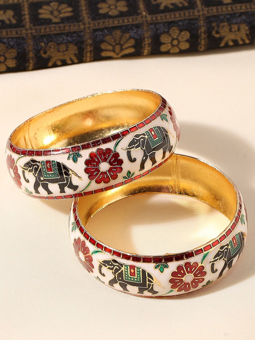 

OOMPH Set Of 2 Gold-Toned Green & White Meenakari Designed Bangle