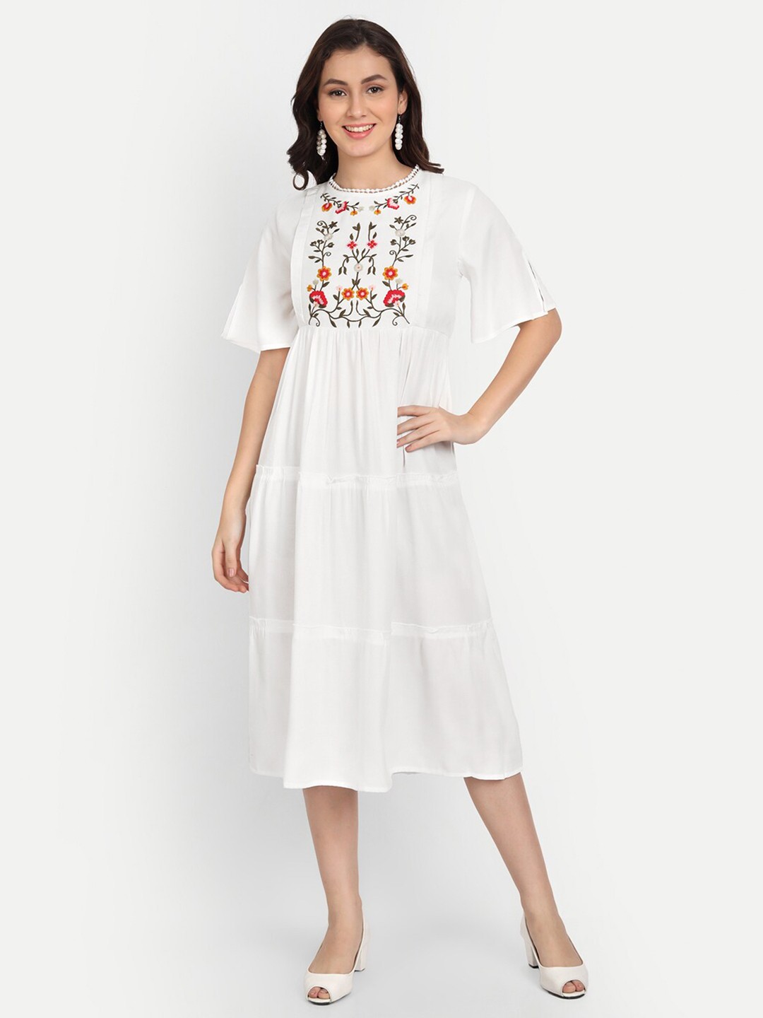 

Aaruvi Ruchi Verma White Floral Maternity Midi Dress