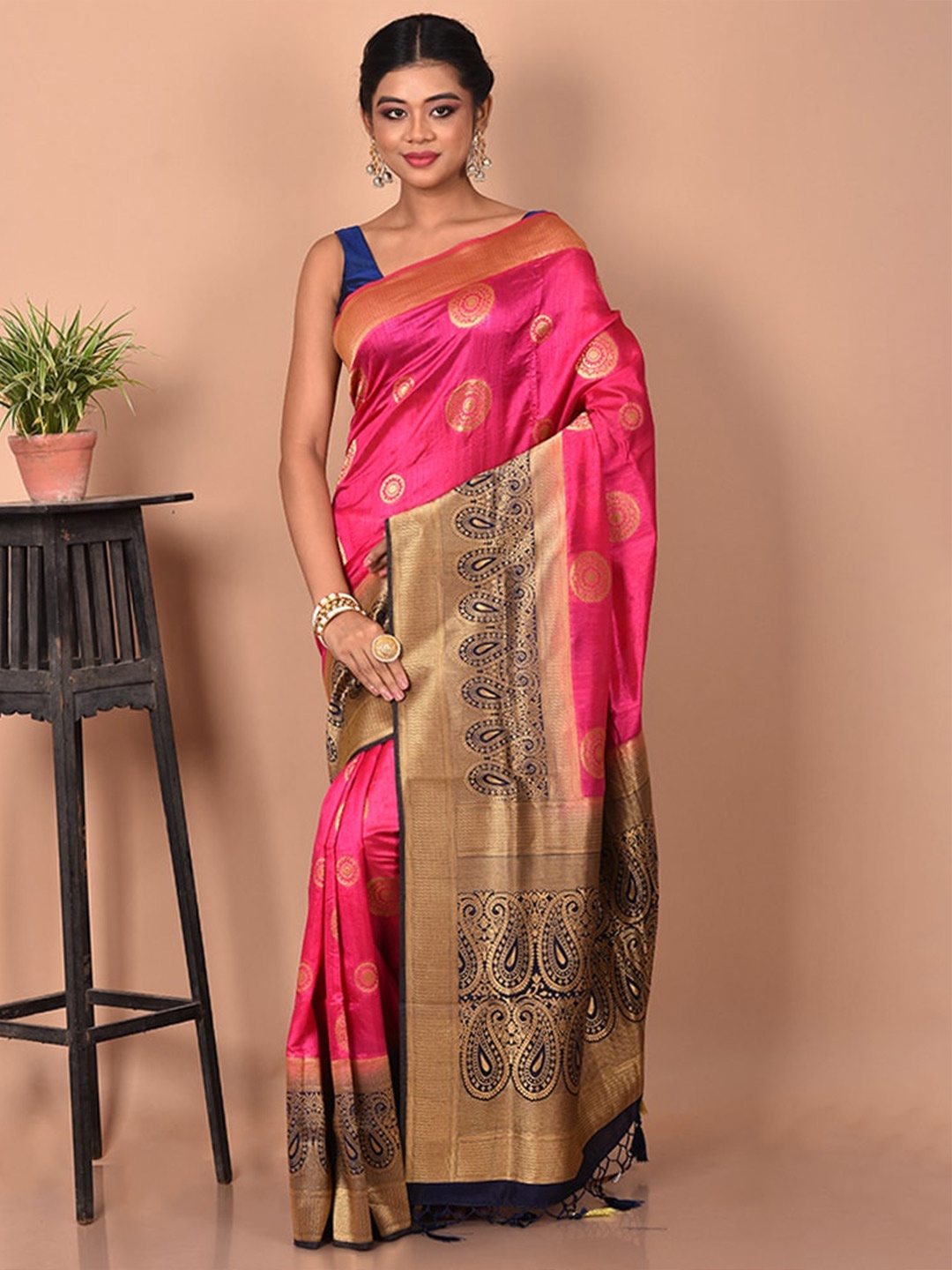 

AllSilks Pink & Gold-Toned Ethnic Motifs Zari Saree