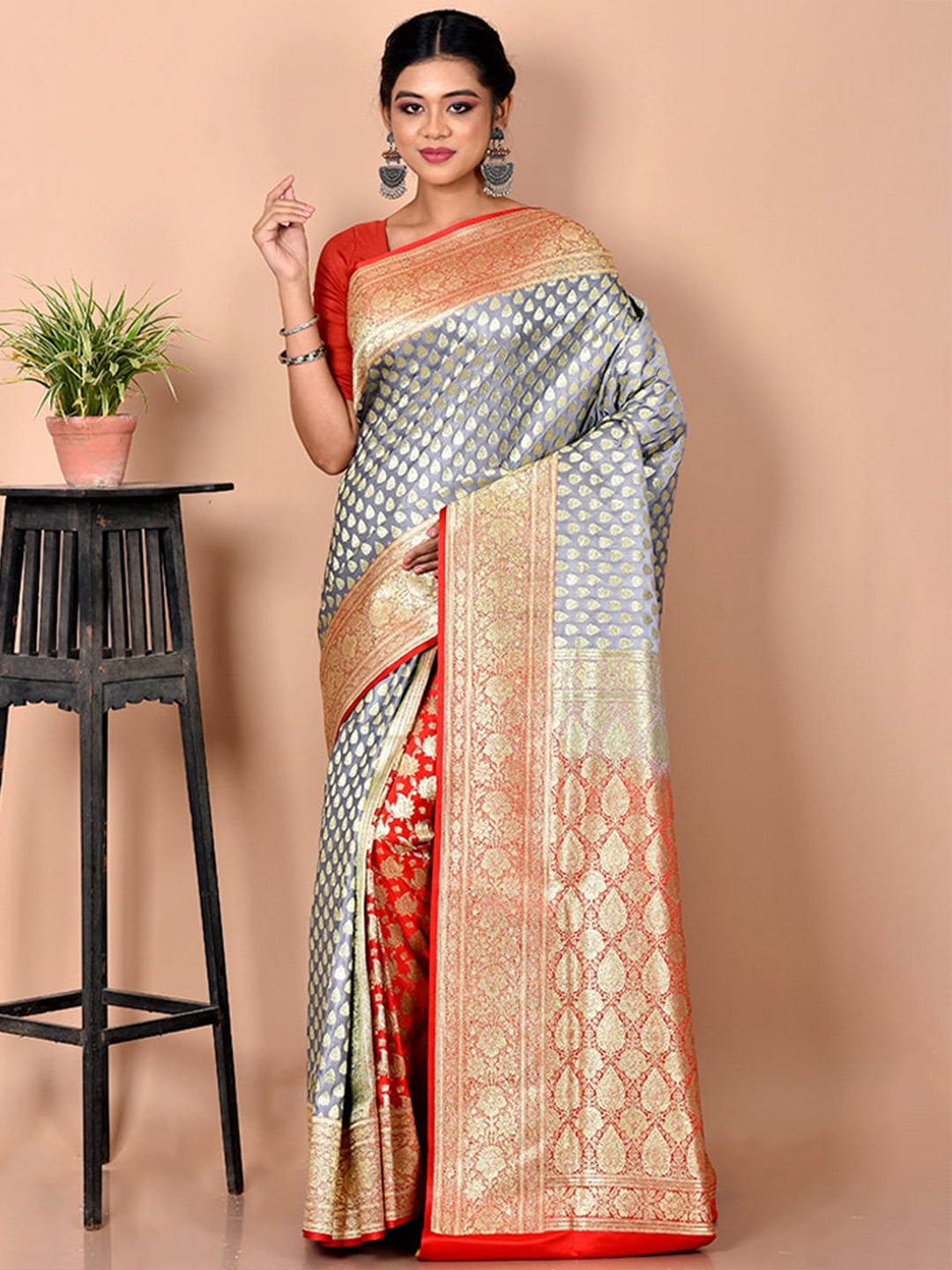

AllSilks Grey & Red Ethnic Motifs Zari Banarasi Saree