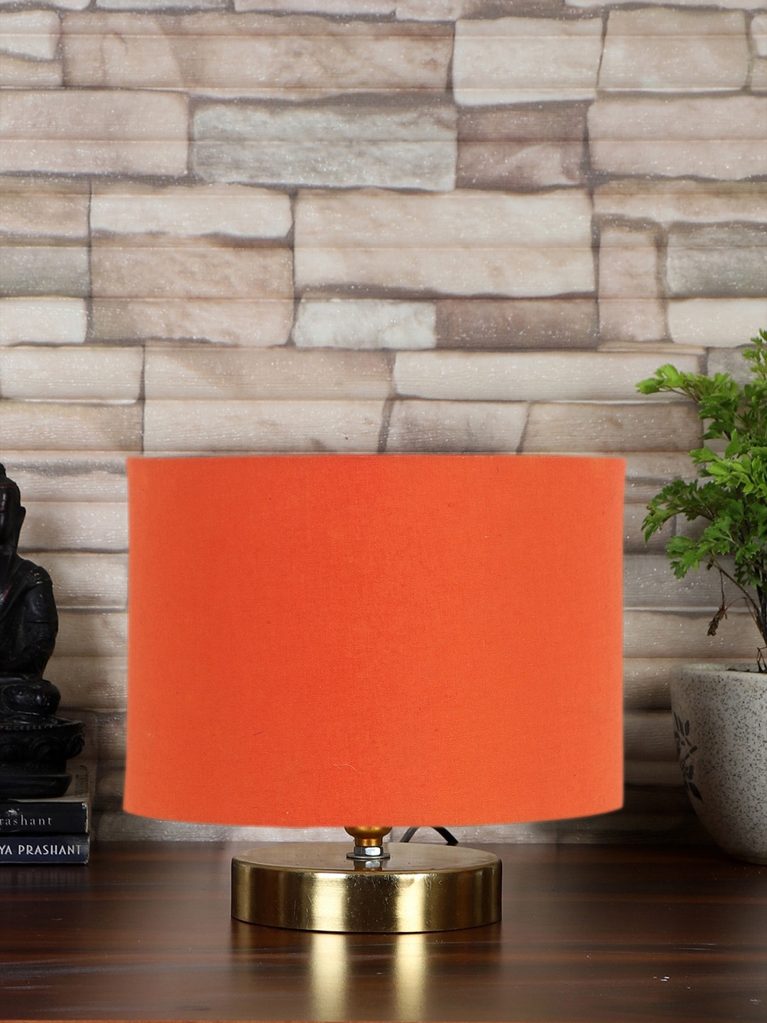 

Devansh Orange & Gold-Toned Textured Cylindrical Table Lamp