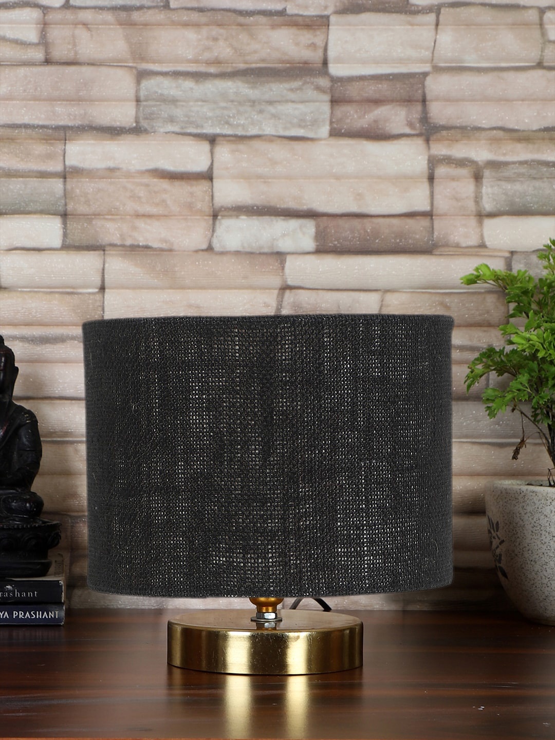

Devansh Black & Gold-Toned Textured Cylindrical Table Lamp