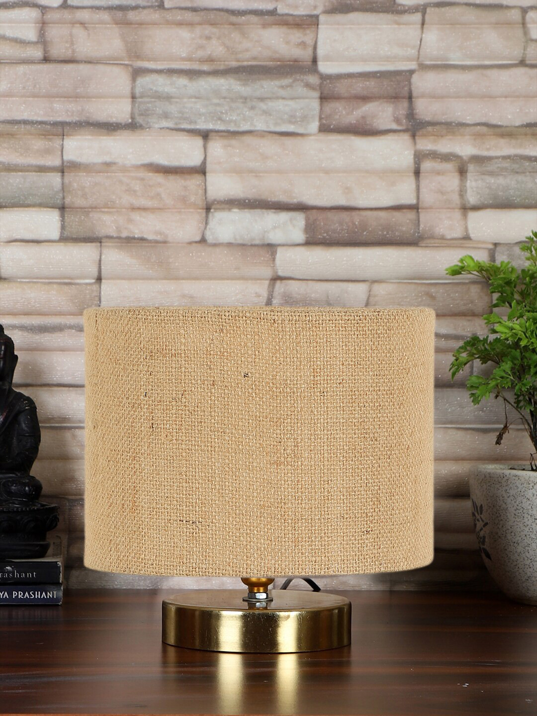 

Devansh Beige & Gold-Toned Textured Cylindrical Table Lamp
