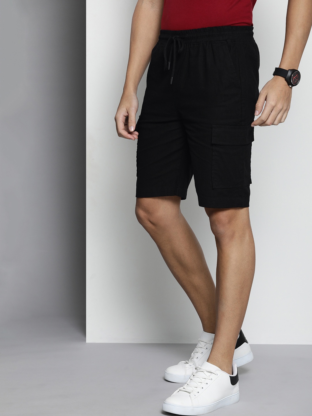 

The Indian Garage Co Men Slim Fit Shorts, Black