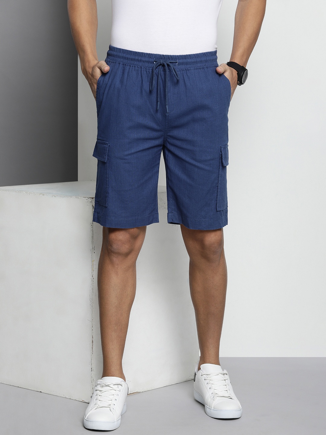 

The Indian Garage Co Men Linen Cotton Slim Fit Cargo Shorts, Blue