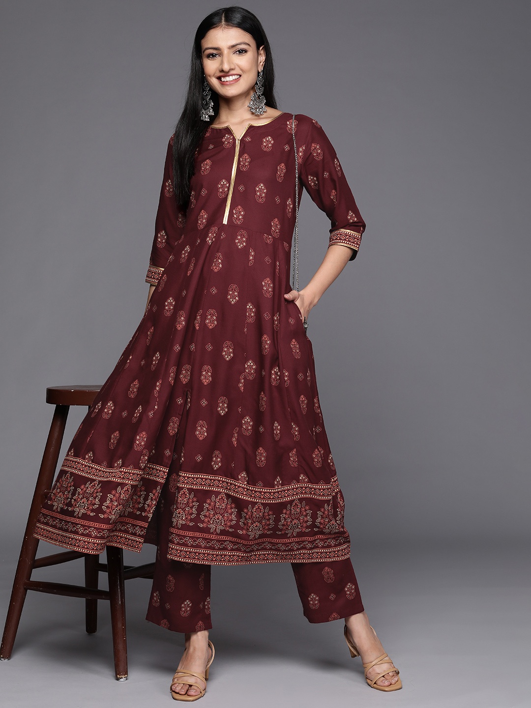 

Libas Women Maroon Ethnic Motifs Printed Gotta Patti Kurta