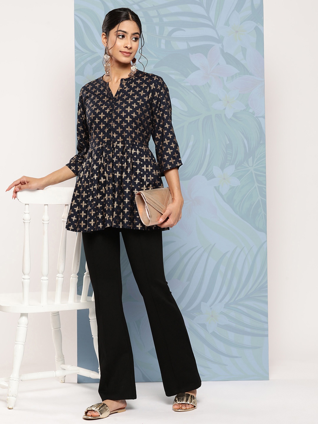 

Libas Navy Blue & Golden Floral Printed Pleated Kurti