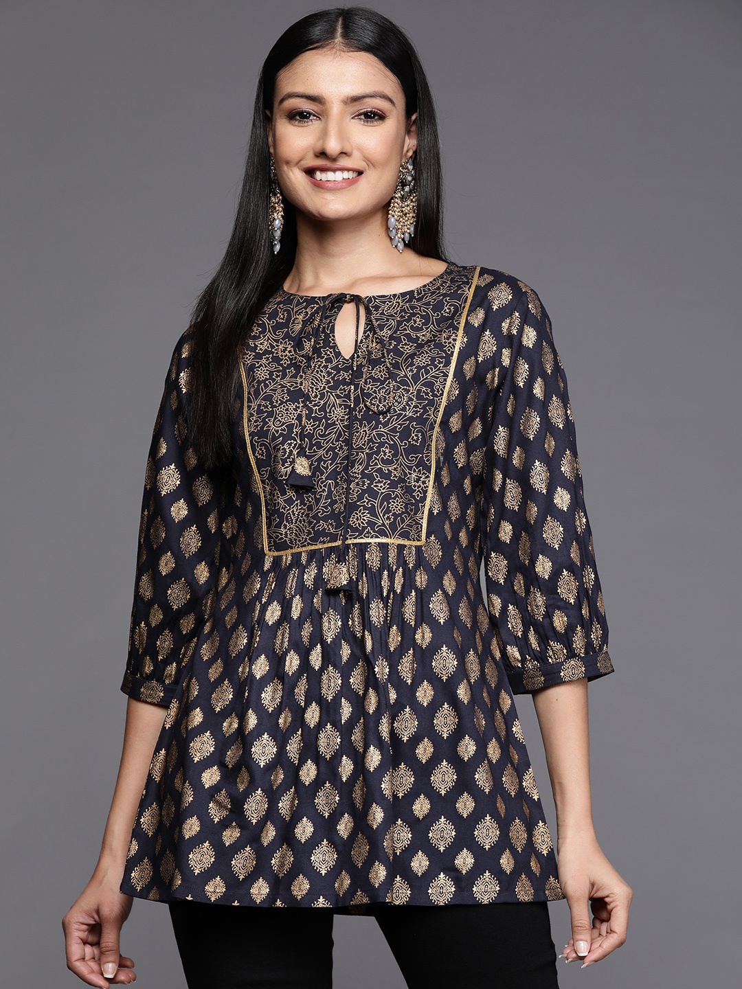 

Libas Navy Blue & Gold-Toned Ethnic Motifs Printed Gotta Patti Pleated Kurti