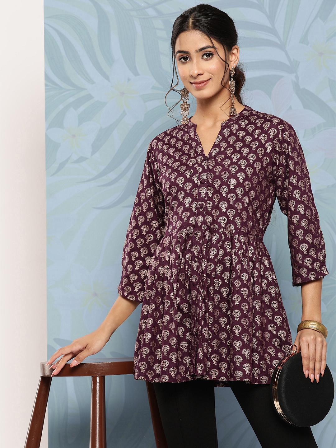 

Libas Purple & Golden Ethnic Motifs Printed Pleated Kurti