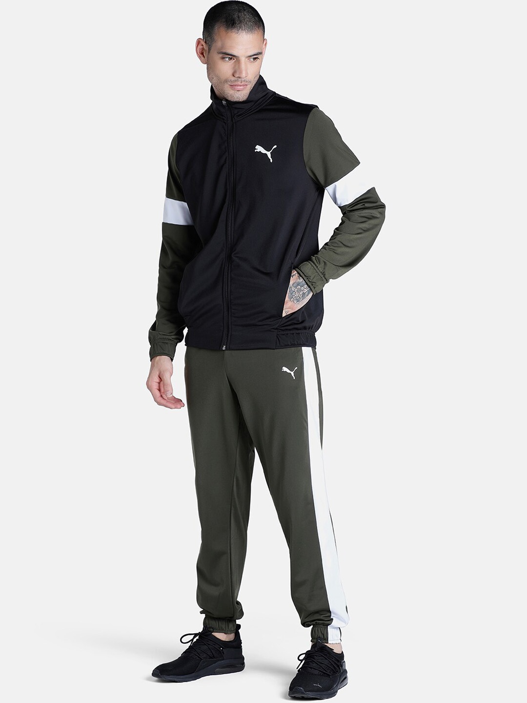 

Puma Men Black & White Printed Mid-Rise CR Tracksuit III