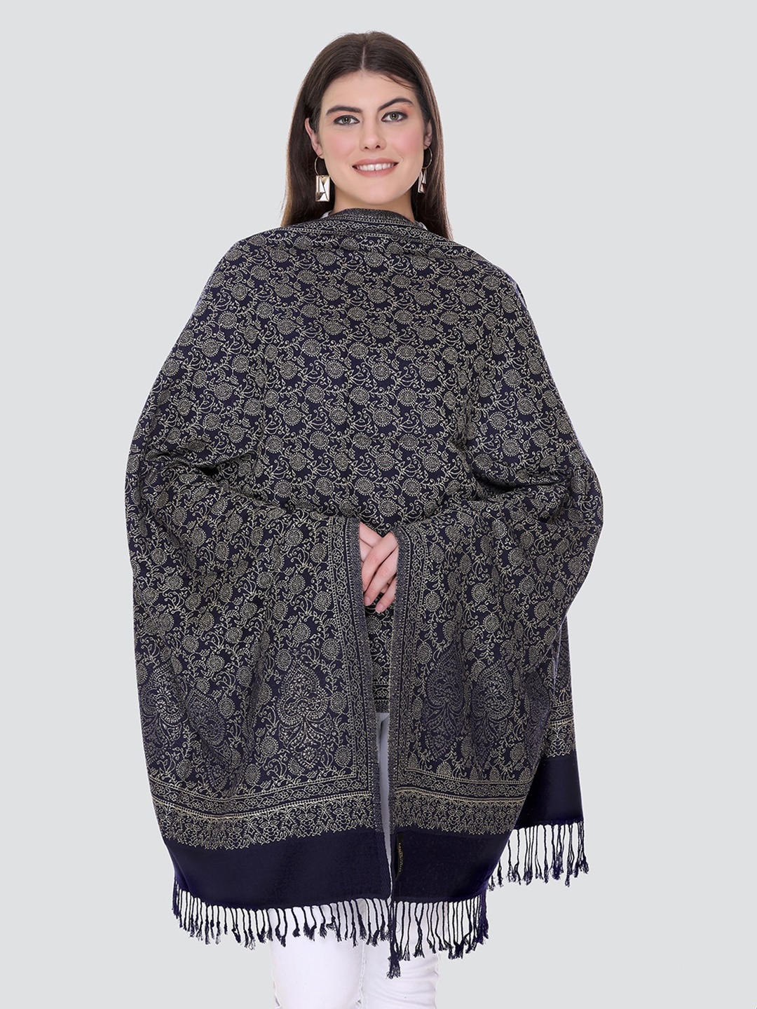 

KANIGARI Women Navy Blue & Cream-Coloured Woven Design Wool Stole