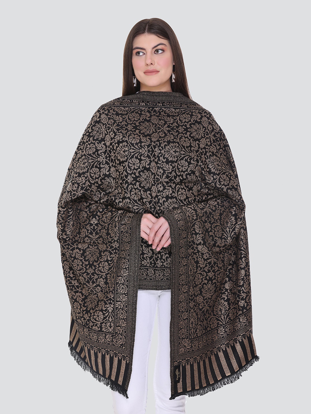 

KANIGARI Women Black & Gold-Toned Woven Design Wool Stole