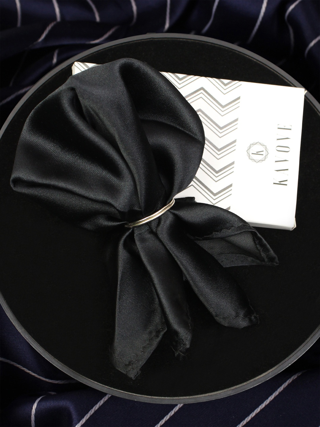 

KOVOVE Black Pocket Square